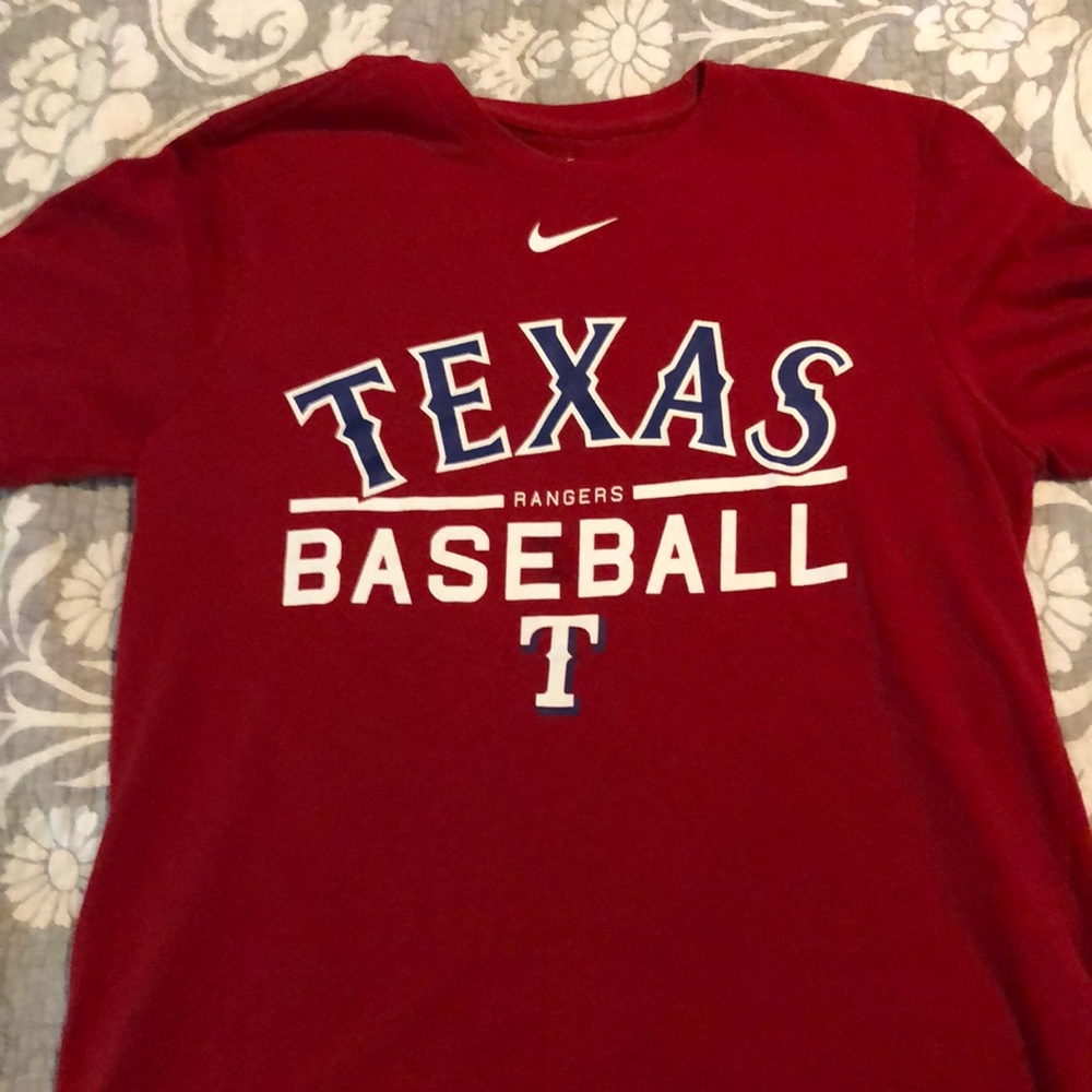 EUC Nike Texas Rangers Short Sleeve Tee